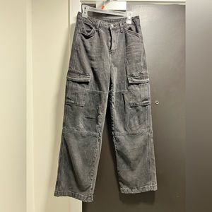 Black cargo jeans oversized